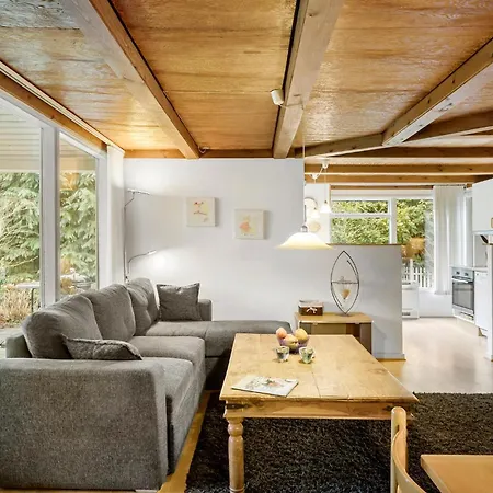 Semesterbostad Idestrup With Fireplace 02 Bøtø By